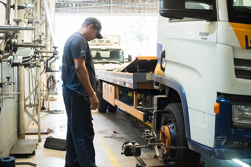truck-center-2- (6)